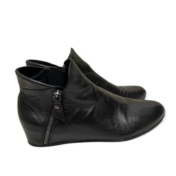 Stuart Weitzman Black Leather Wedge Booties